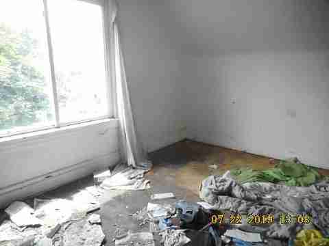 8558 Orangelawn (29)_m.jpg